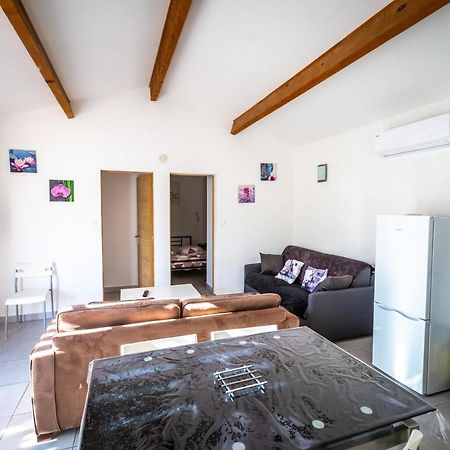 Residence Mari Folelli Εξωτερικό φωτογραφία